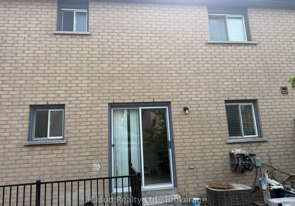 5-flatlands-way-brampton-ontario-w13659528