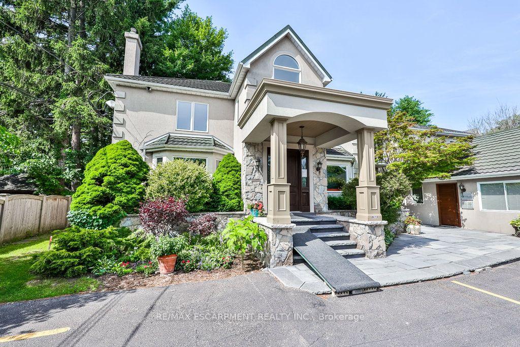 1430-hurontario-street-mississauga-ontario-w13659576