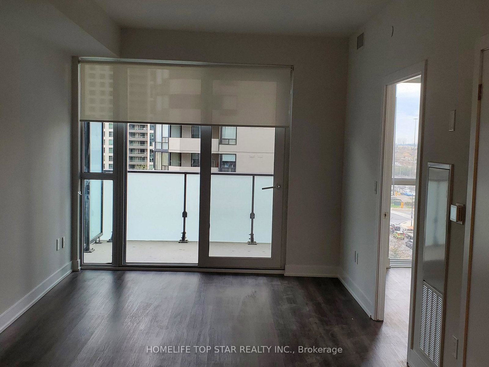 430-square-one-drive-mississauga-ontario-w13659622