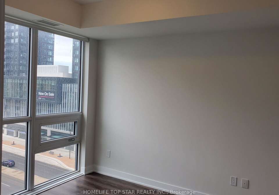 430-square-one-drive-mississauga-ontario-w13659622