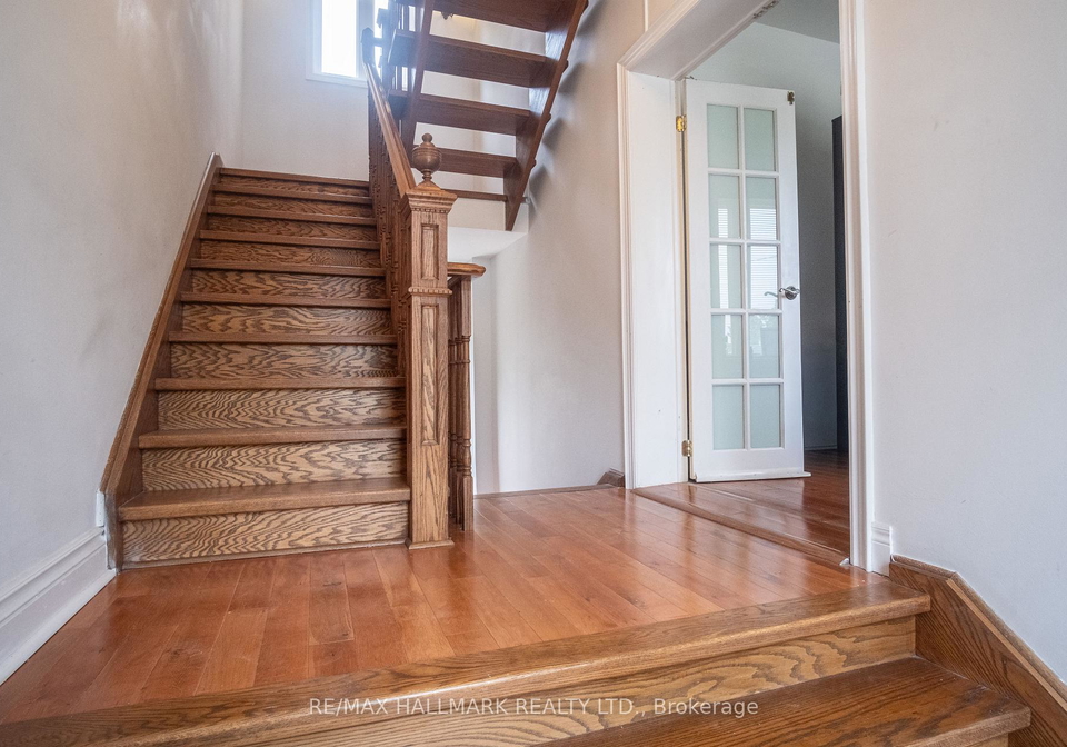 6-griggsden-avenue-toronto-etobicoke-ontario-w13659634
