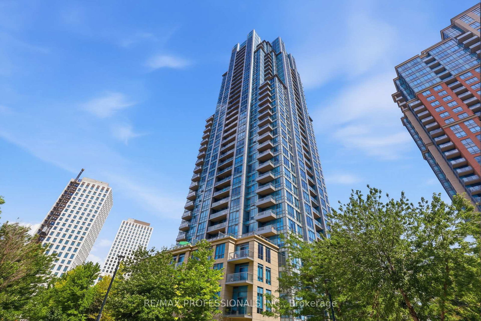 15-viking-lane-toronto-etobicoke-ontario-w13659682