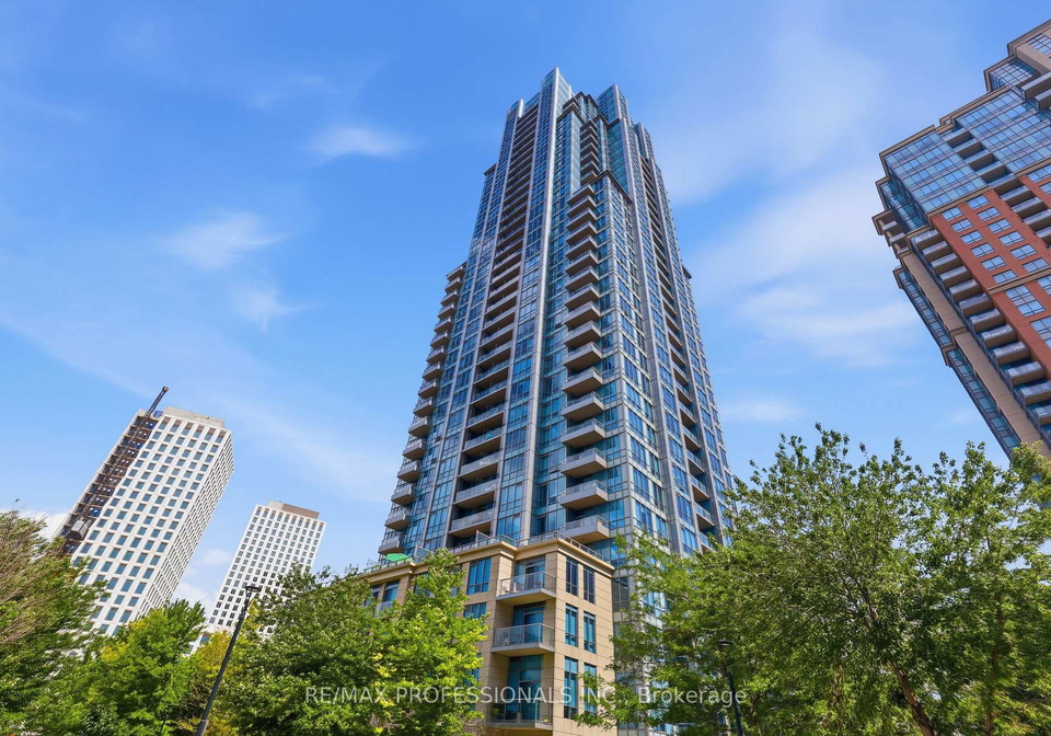 15-viking-lane-toronto-etobicoke-ontario-w13659682