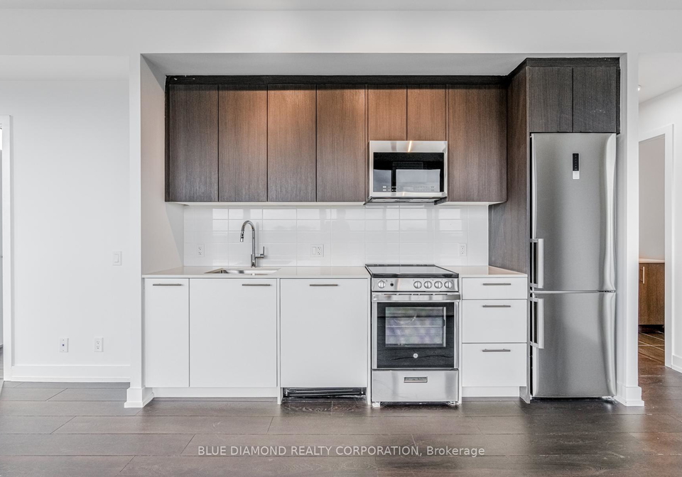 225-veterans-drive-brampton-ontario-w13659734