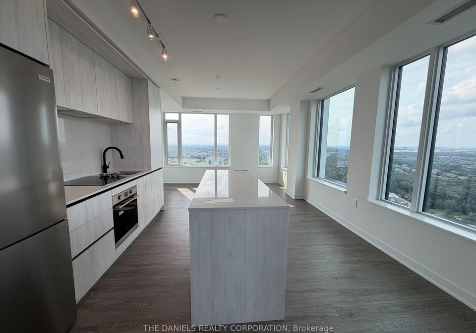 2495-eglinton-avenue-w-mississauga-ontario-w13659754