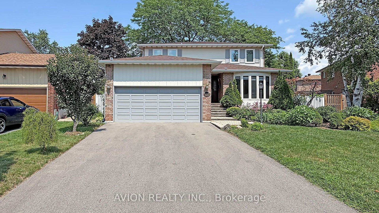 1413-harmsworth-square-oakville-ontario-w13659776