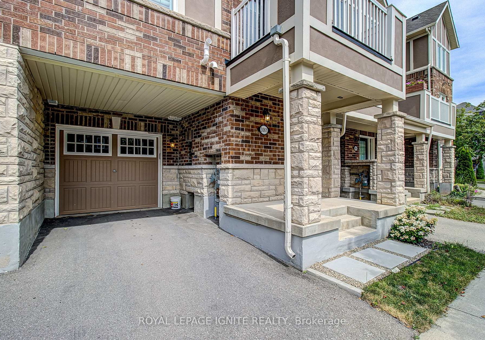 3061-harebell-gate-oakville-ontario-w13659880