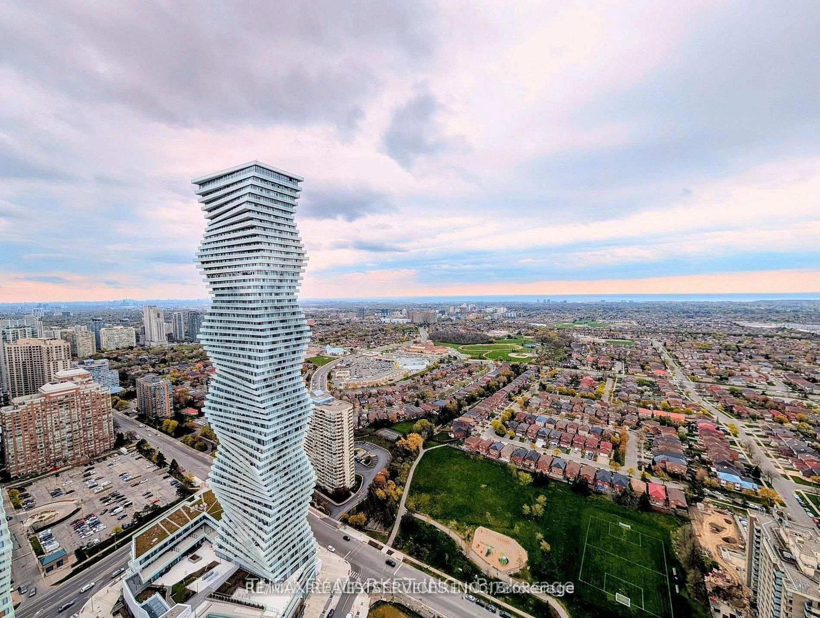 448-burnhamthorpe-road-w-mississauga-ontario-w13659956