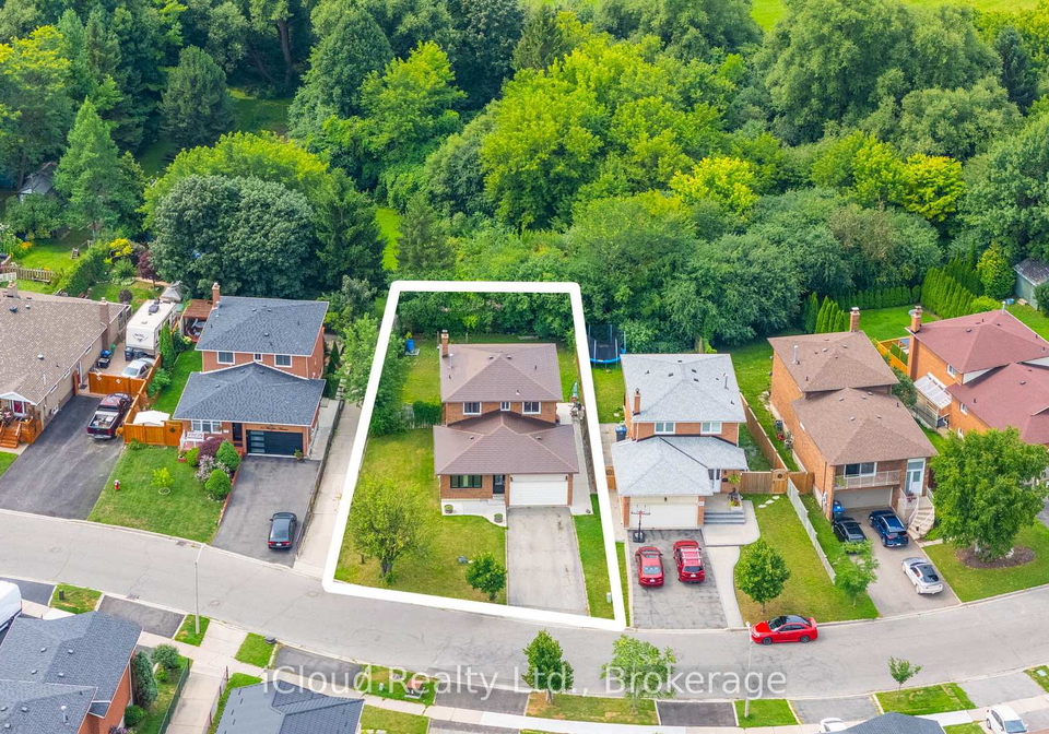 83-fairglen-avenue-brampton-ontario-w13659962