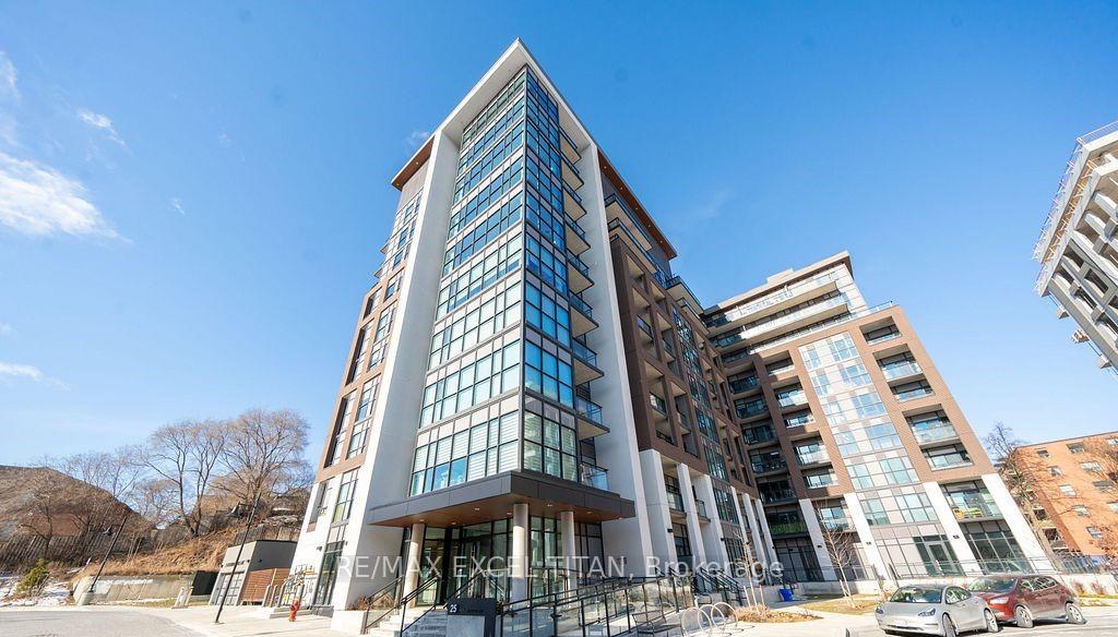 25-neighbourhood-lane-toronto-etobicoke-ontario-w13659978