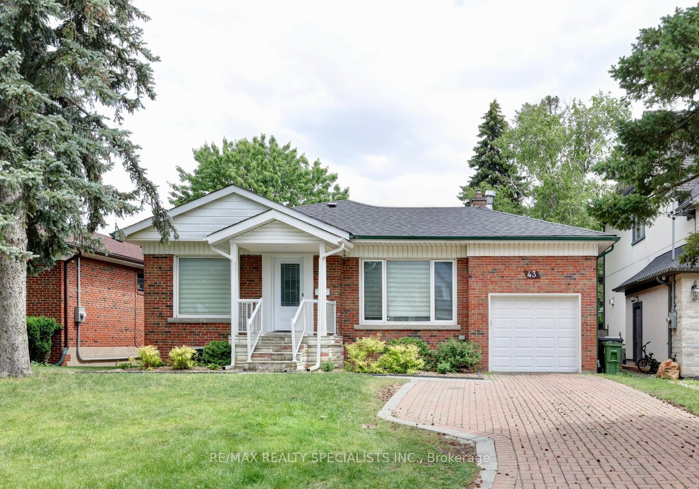 43-firwood-lower-crescent-toronto-etobicoke-ontario-w13660042