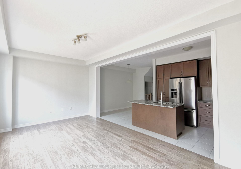 398-threshing-mill-boulevard-oakville-ontario-w13660078