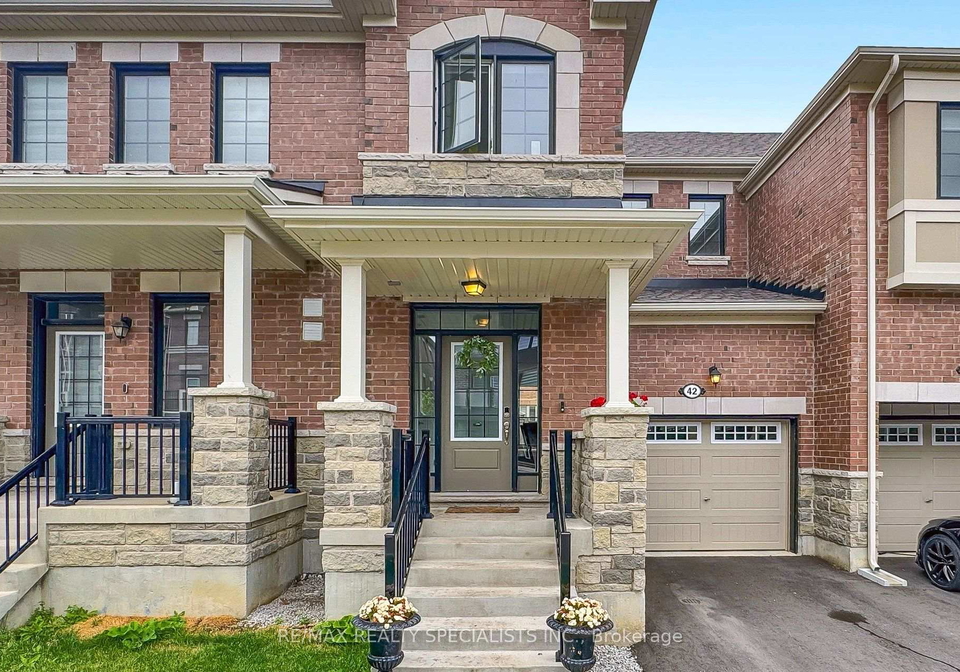 42-keppel-circle-brampton-ontario-w13660120