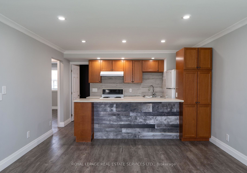 48a-arcadian-circle-toronto-etobicoke-ontario-w13660724