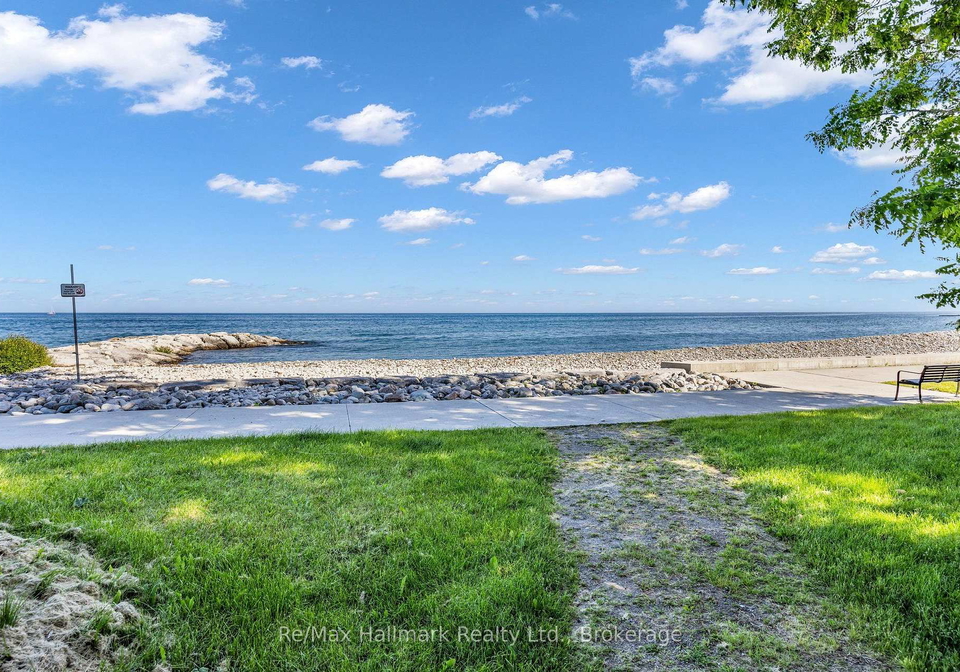 10-maple-grove-drive-oakville-ontario-w13660812