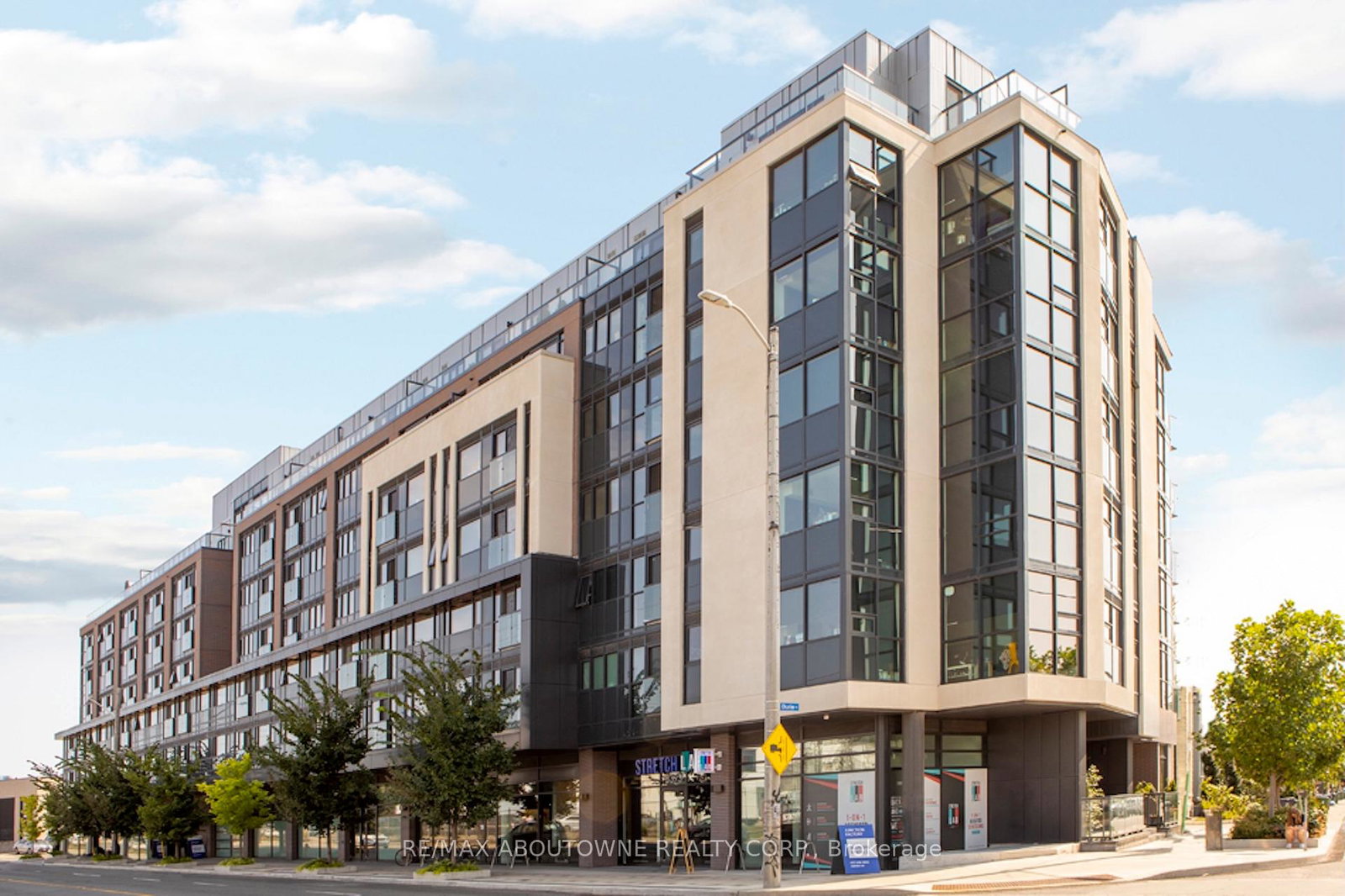3385-dundas-street-w-toronto-toronto-ontario-w13660892
