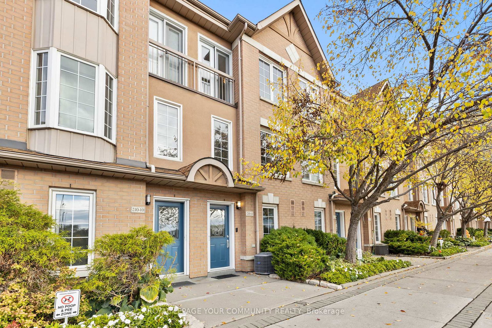 210-manitoba-street-toronto-etobicoke-ontario-w13660894