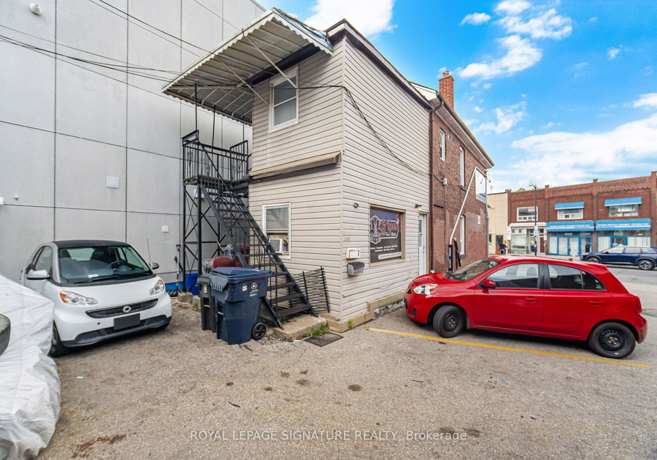 3331-dundas-street-w-toronto-toronto-ontario-w13661000