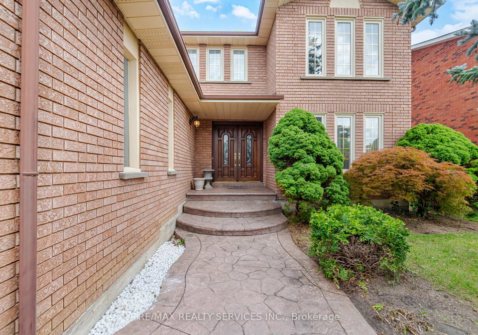 49-turtlecreek-boulevard-brampton-ontario-w13661010