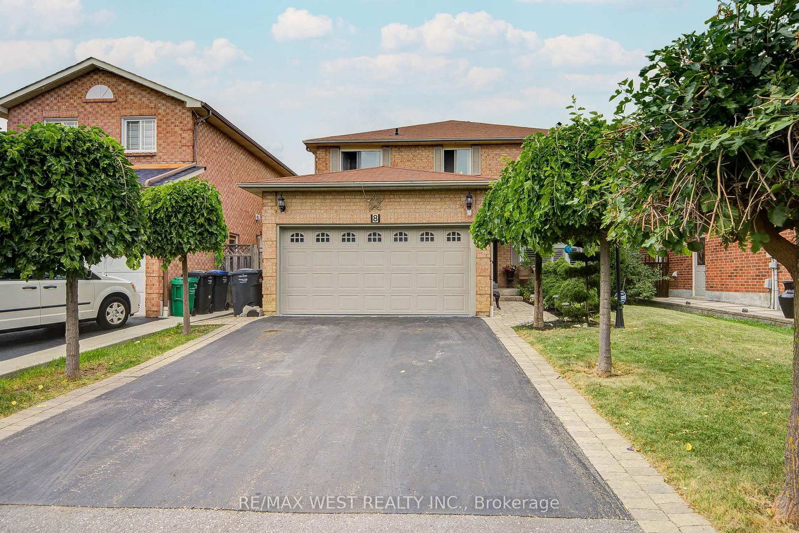 8-ballycastle-crescent-brampton-ontario-w13661204
