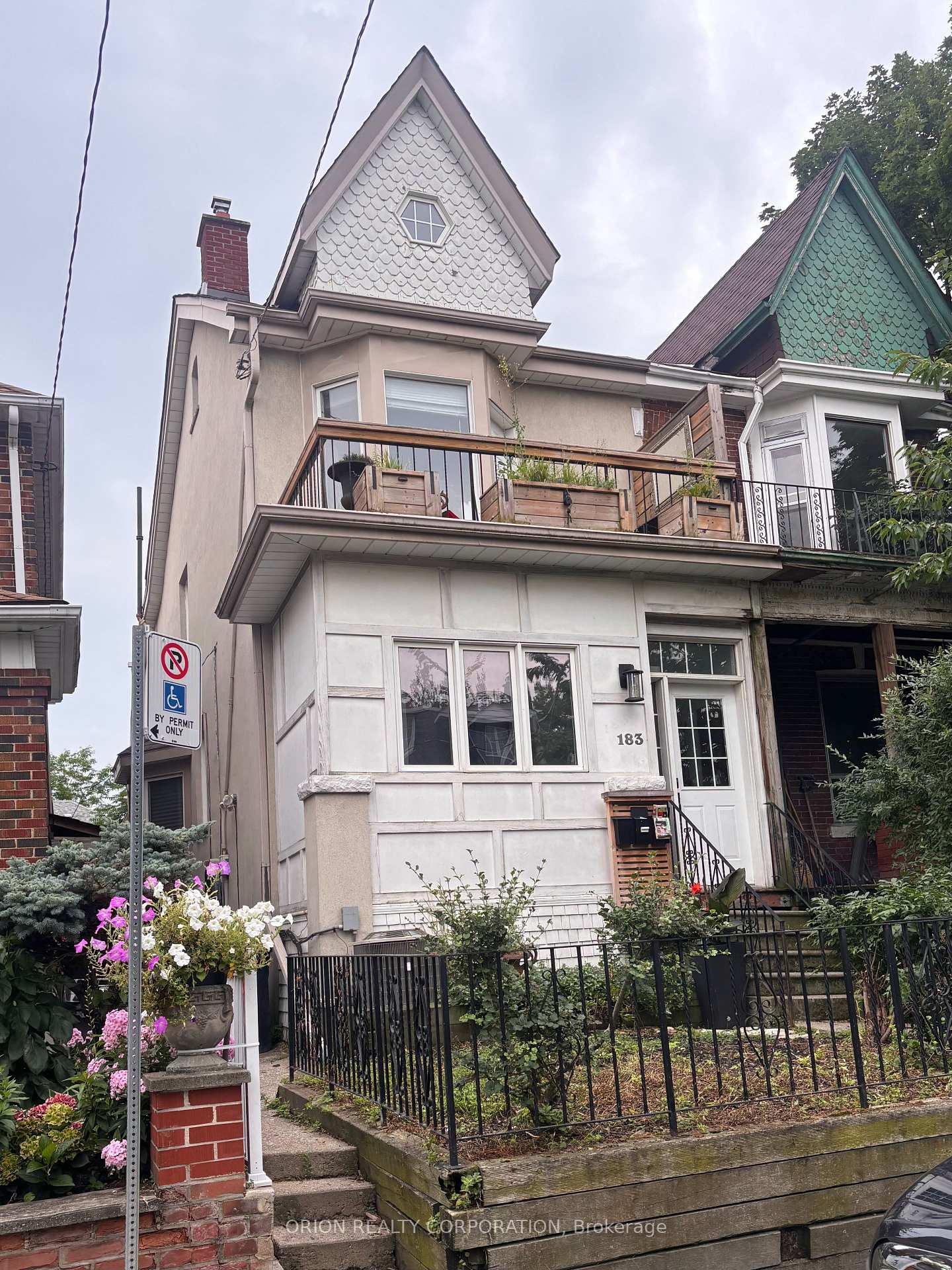 183-essex-street-toronto-toronto-ontario-w13661320