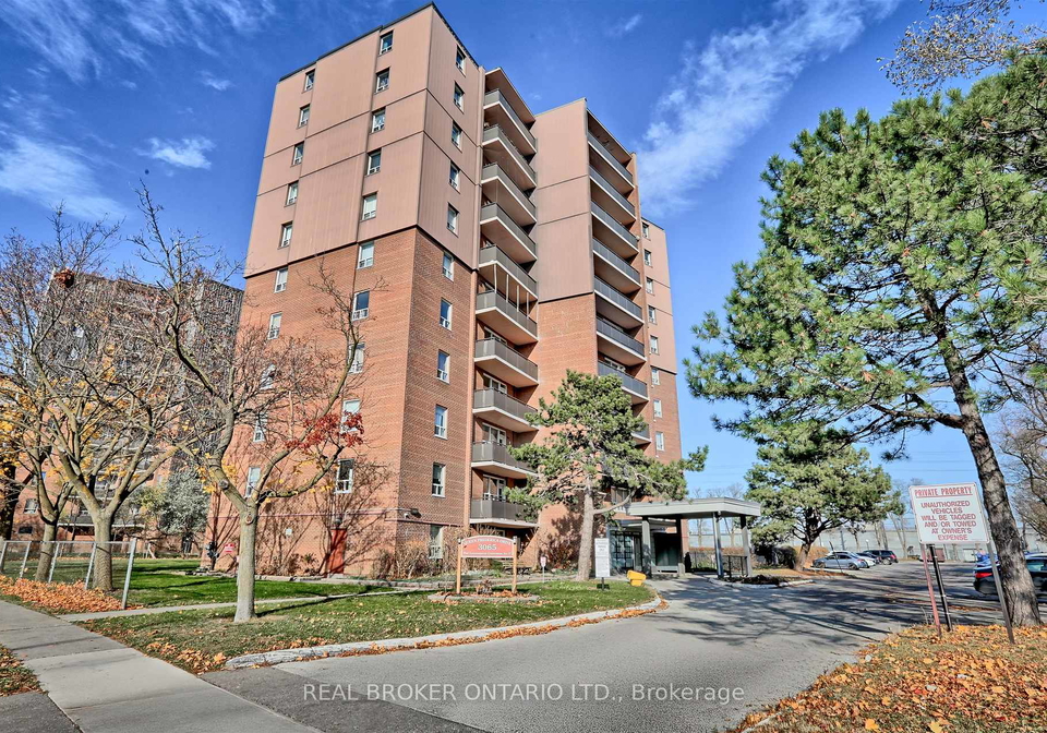 3065-queen-frederica-drive-mississauga-ontario-w13661360