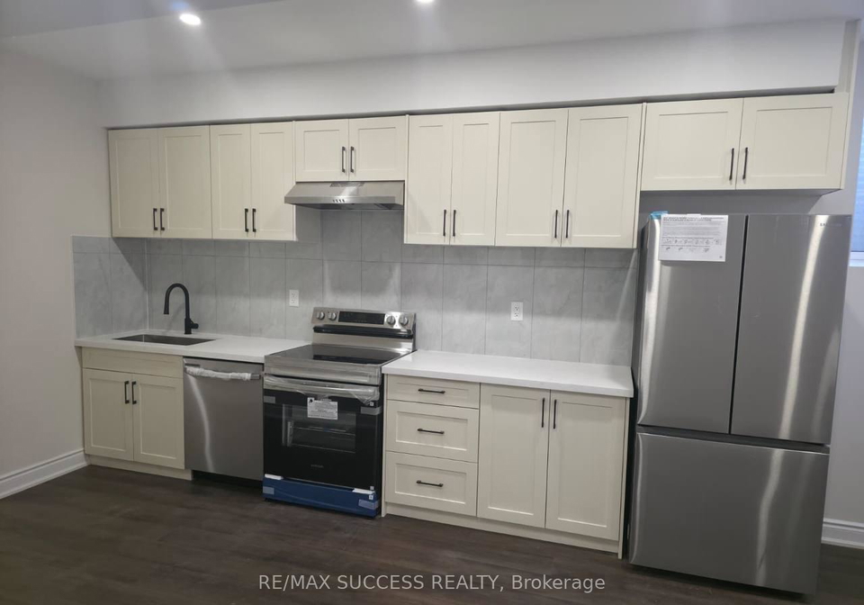 1407-hearns-place-milton-ontario-w13661664