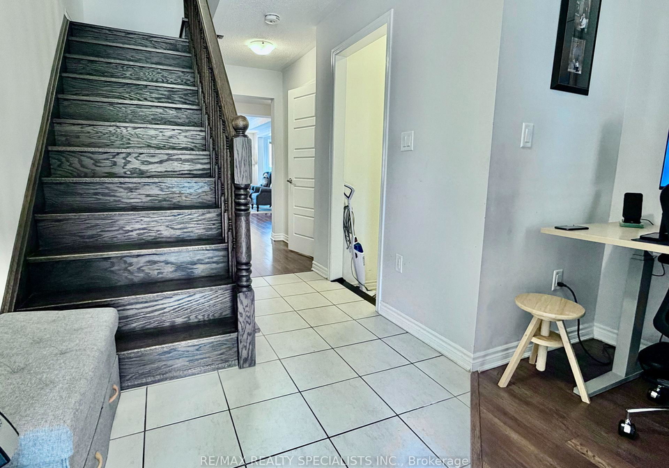 298-beasley-terrace-milton-ontario-w13661696
