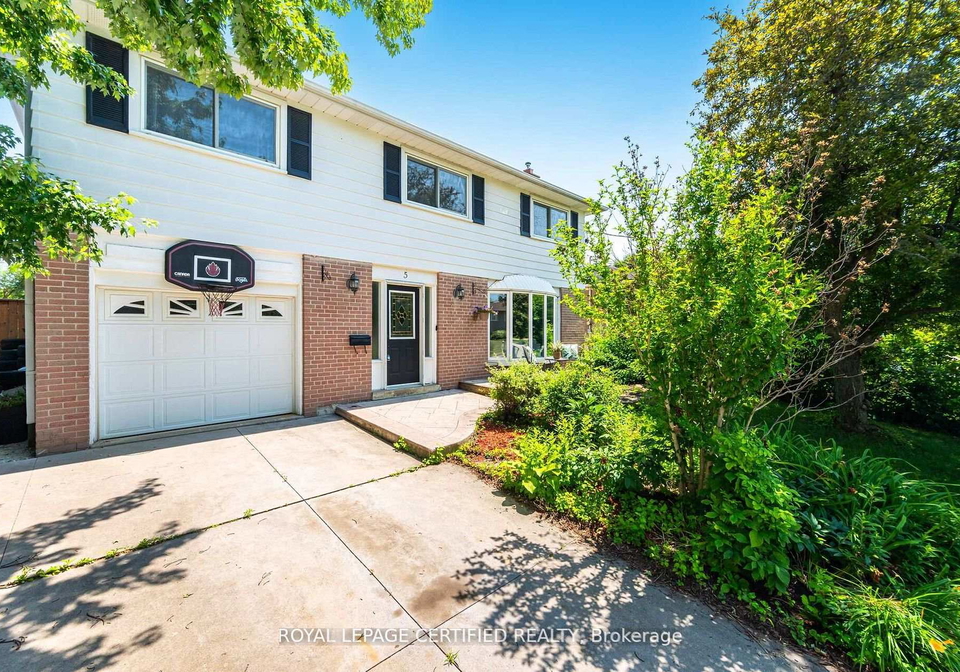 5-stockman-crescent-halton-hills-ontario-w13661834