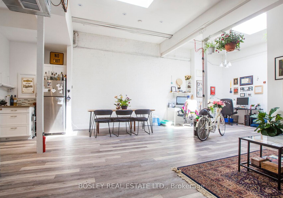 137-roncesvalles-avenue-toronto-toronto-ontario-w13661878