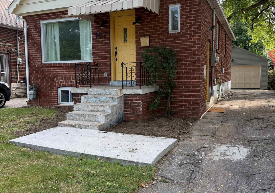 187-aldercrest-road-toronto-etobicoke-ontario-w13661954