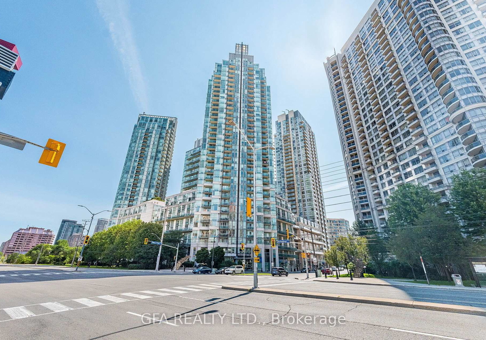 3939-duke-of-york-boulevard-mississauga-ontario-w13661972