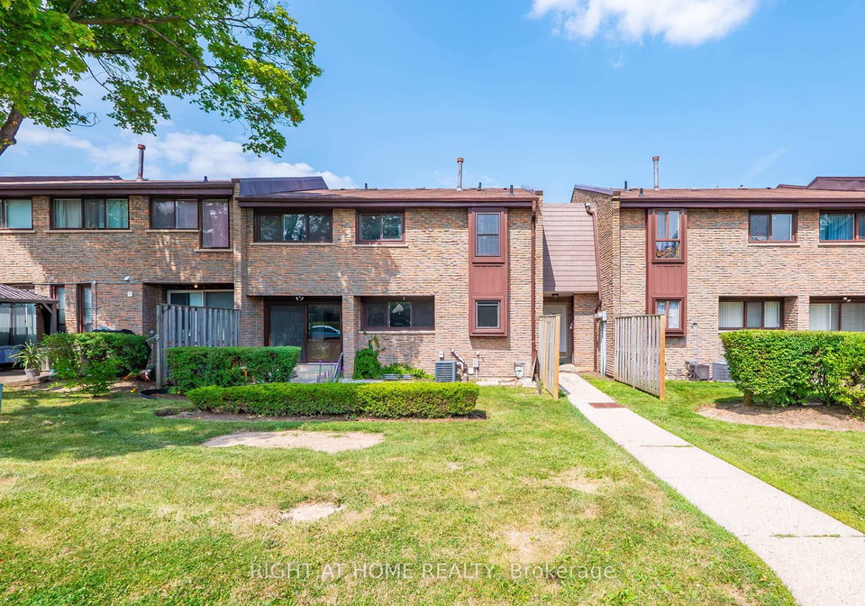 260woodchester-drive-mississauga-ontario-w13662132