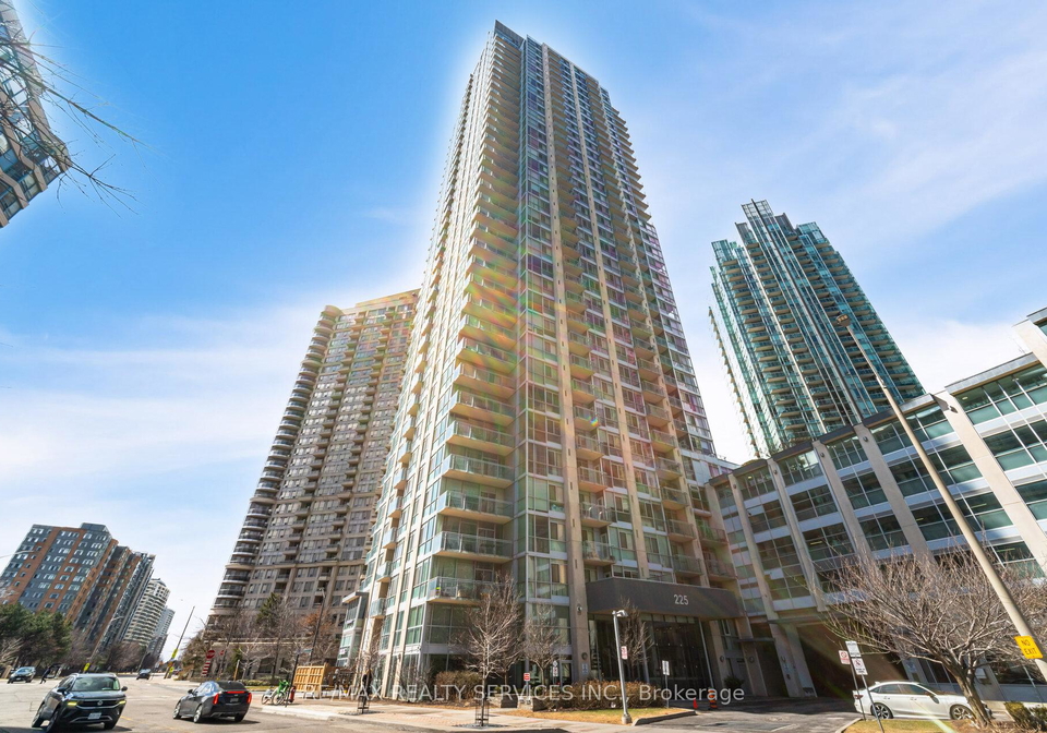225-webb-drive-mississauga-ontario-w13662142