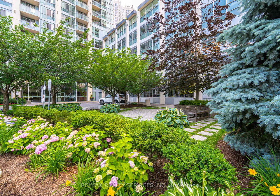 225-webb-drive-mississauga-ontario-w13662142