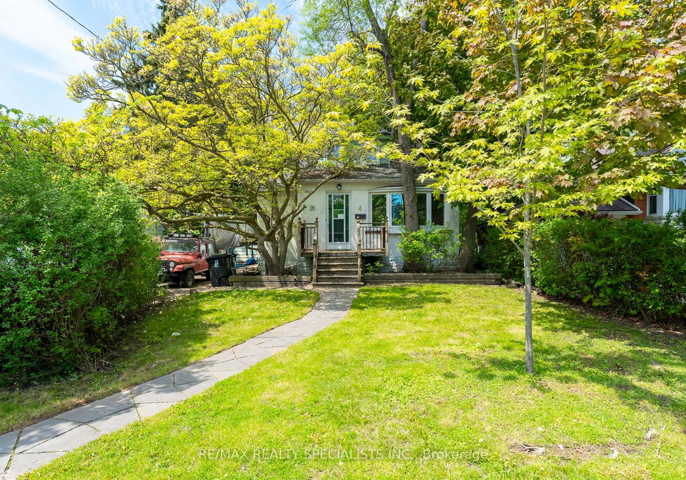 4-elton-crescent-toronto-etobicoke-ontario-w13662156