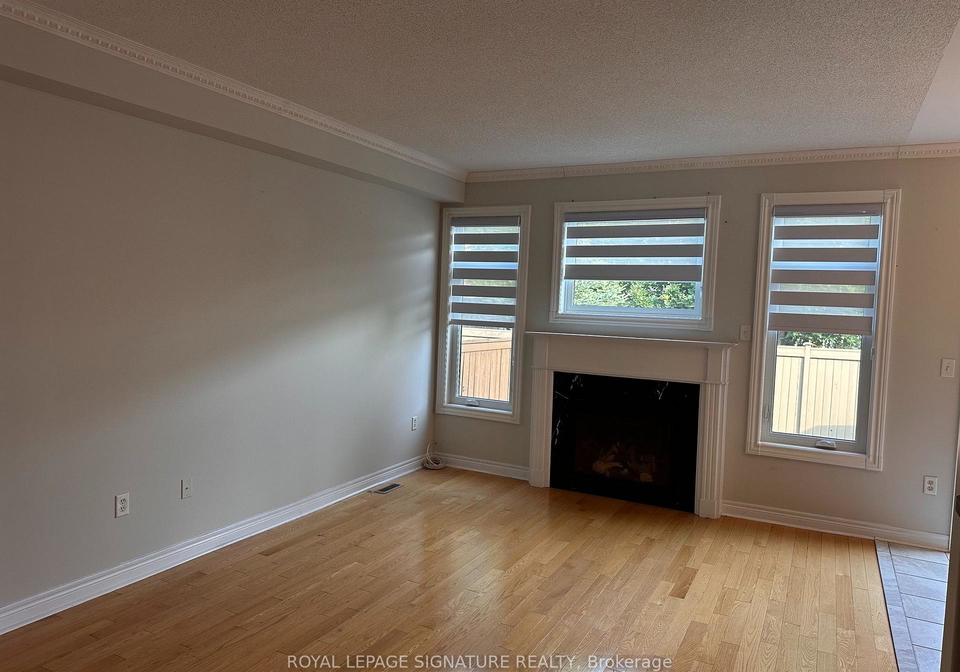 2295-rochester-circle-s-oakville-ontario-w13662374