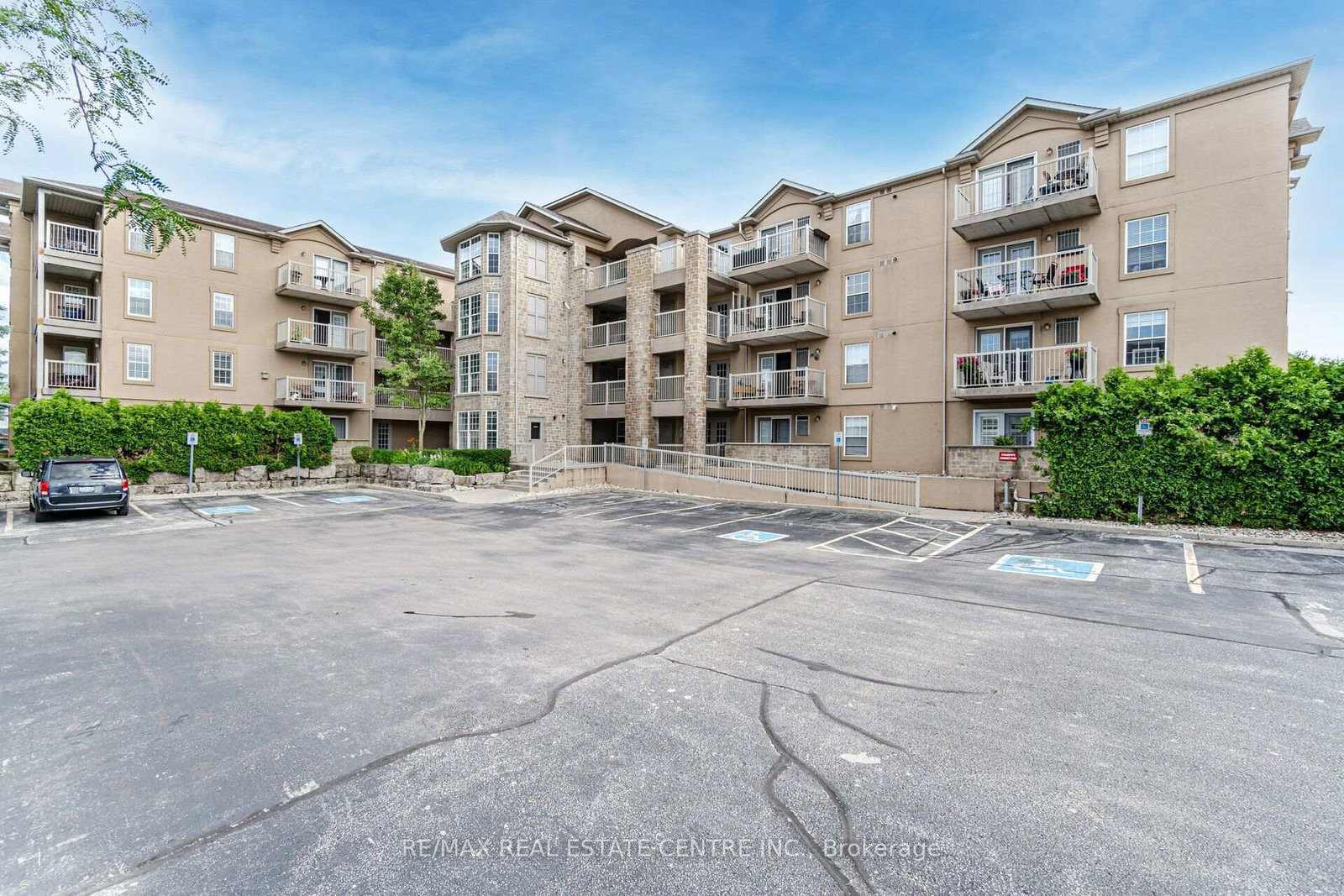 1820-walkers-line-burlington-ontario-w13662412