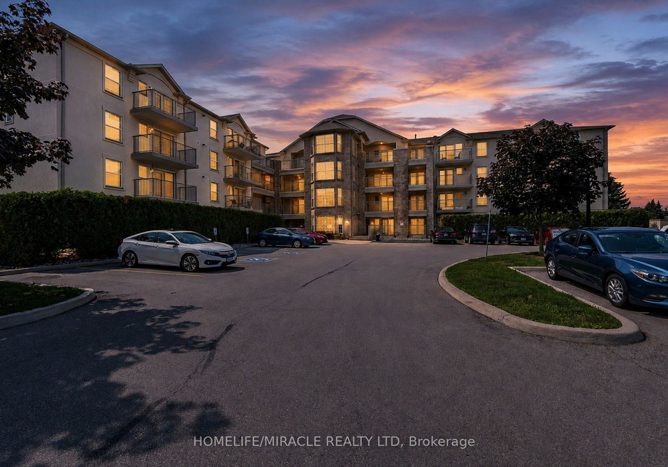 1490-bishops-gate-oakville-ontario-w13662440