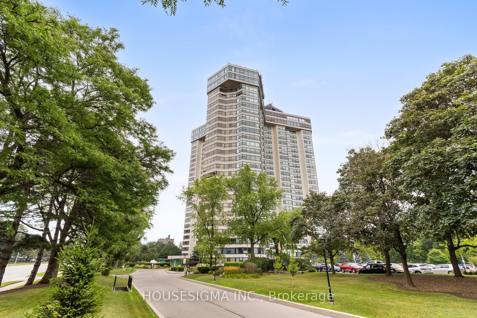 1300-bloor-street-mississauga-ontario-w13662466