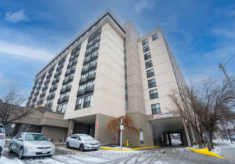 2737-keele-street-toronto-york-ontario-w13662524