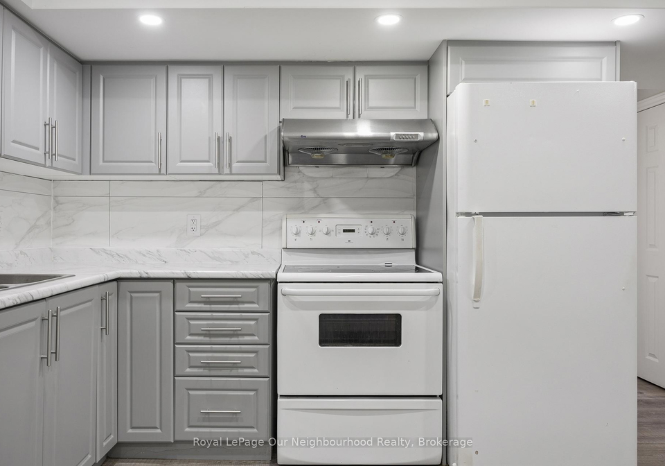 206-sunny-meadow-boulevard-brampton-ontario-w13662560