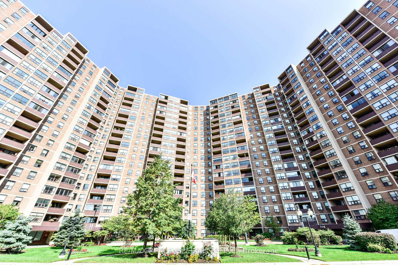 716-the-west-mall-toronto-etobicoke-ontario-w13662714