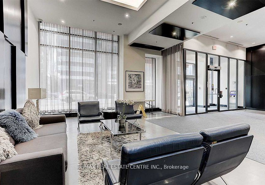 4070-confederation-parkway-mississauga-ontario-w13662964
