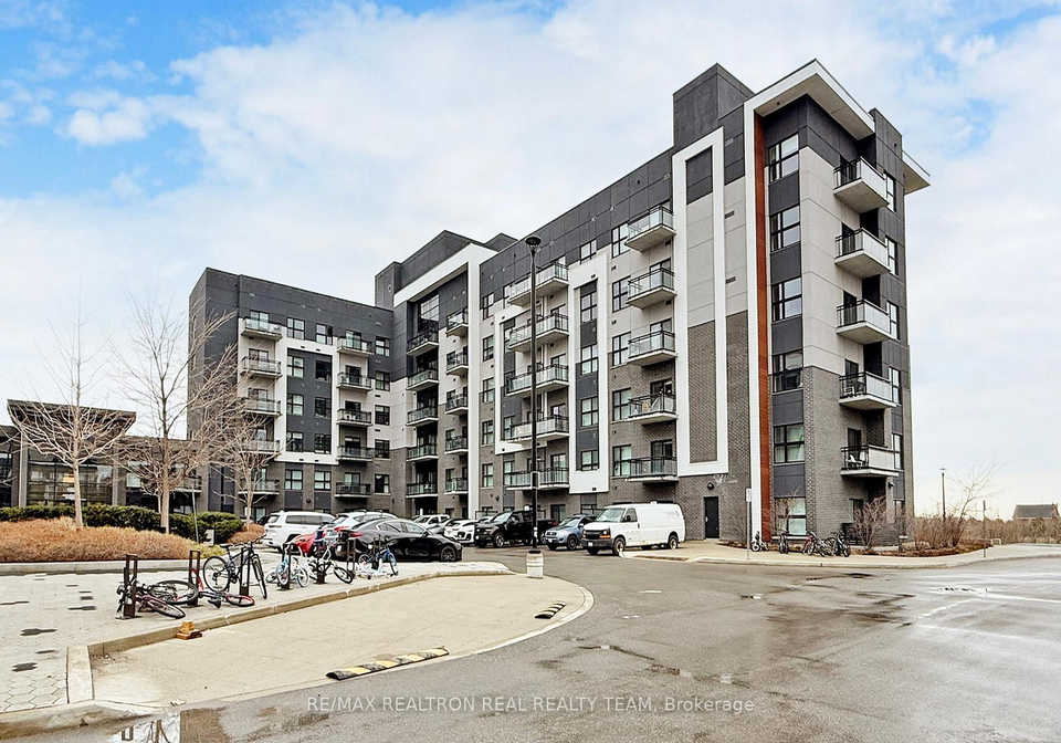 102-grovewood-common-oakville-ontario-w13663150