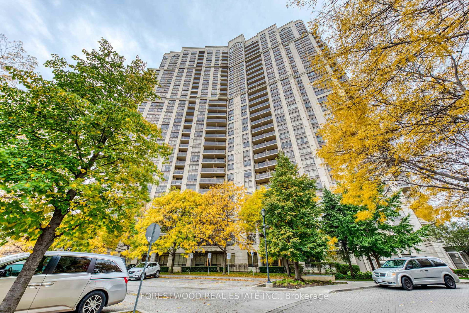 710-humberwood-boulevard-toronto-etobicoke-ontario-w13663256
