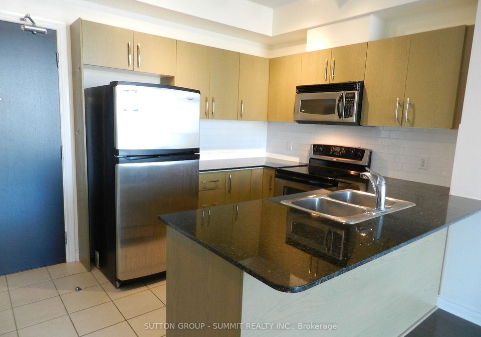 3504-hurontario-street-mississauga-ontario-w13663284