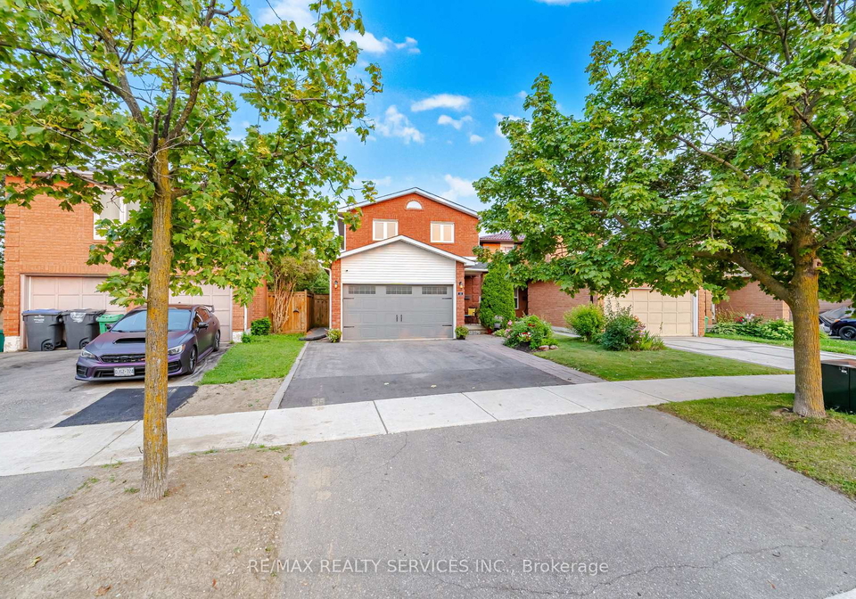 10-valonia-drive-brampton-ontario-w13663404
