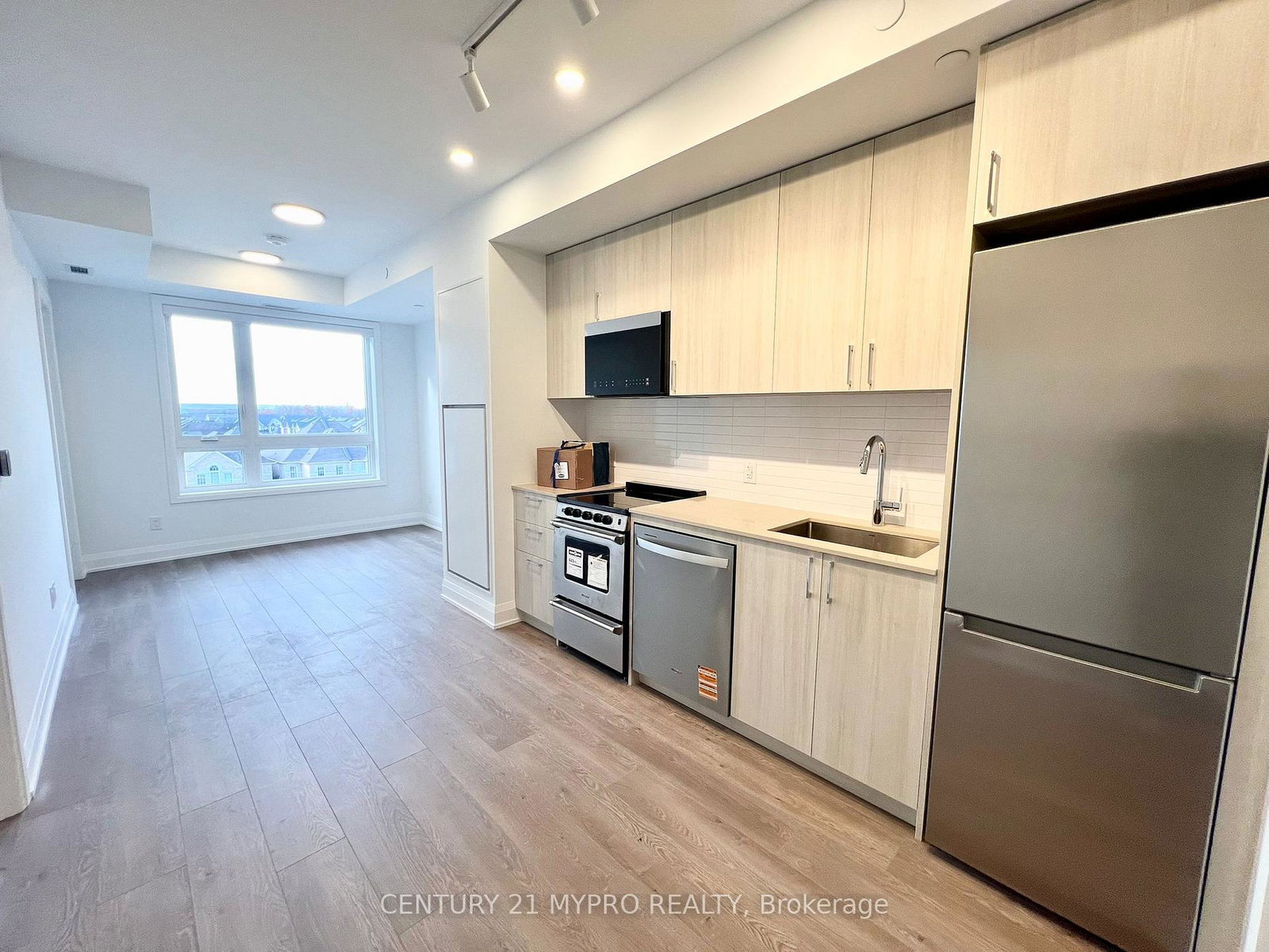 3250-carding-mill-trail-oakville-ontario-w13663424
