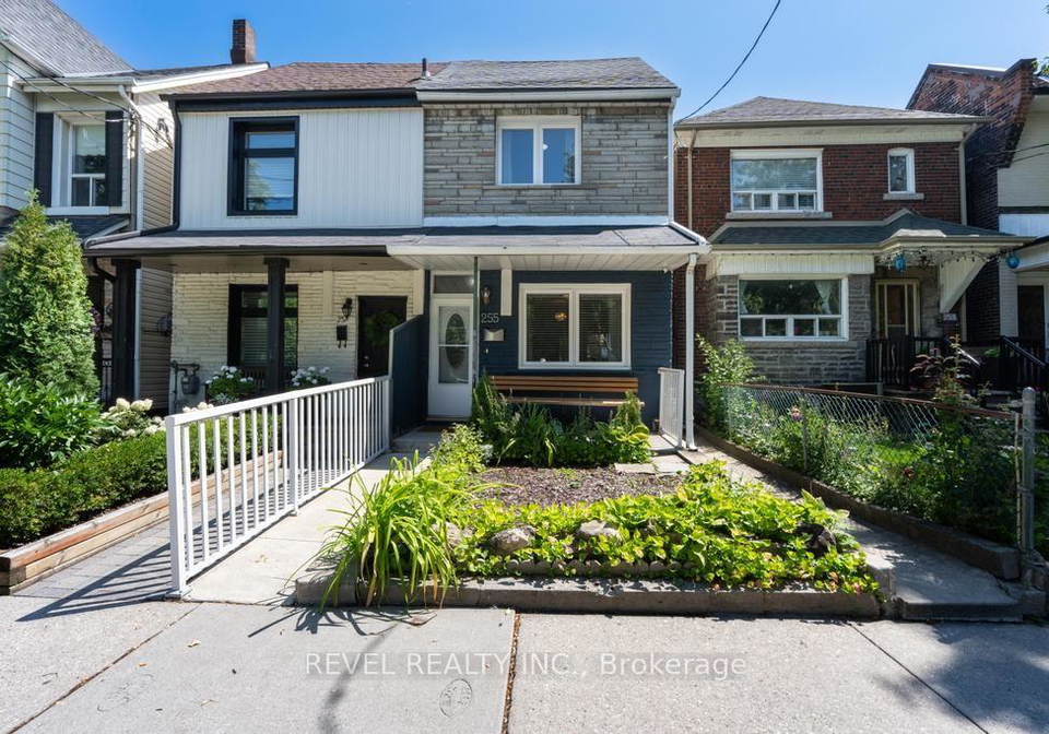 255-franklin-avenue-toronto-toronto-ontario-w13663436